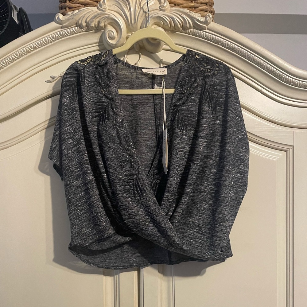NWT Lovestitch wrap top Size Small, fits Medium